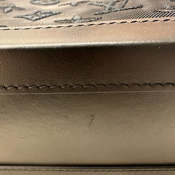 LOUIS VUITTON 2019 Monogram Mesh Soft Trunk - Picture 10 of 12